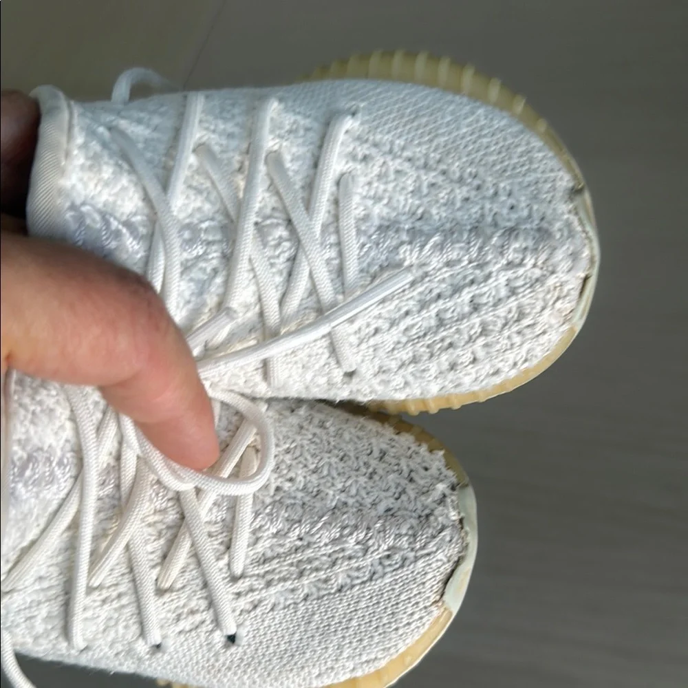 White Sneakers size 6k - Picture 8 of 10